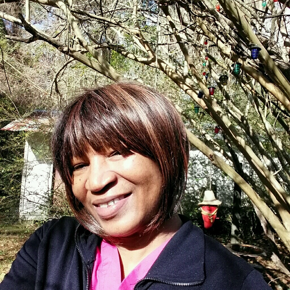 Meet your Posher, Linda